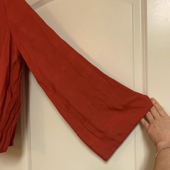 Free People Rust Sienna Coral V Neck Side Tie Oversized Side Tie Blouse XS - Picture 5 of 11
